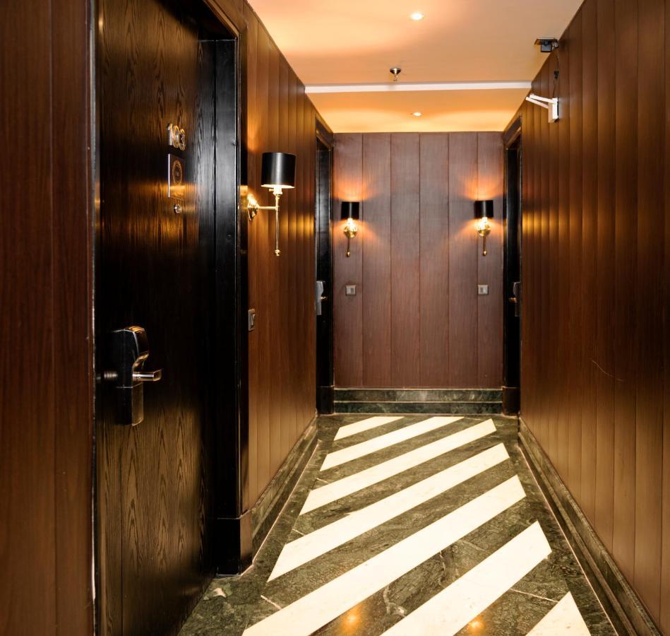 Foxoso Hotel, Delhi Airport New Delhi Exteriör bild